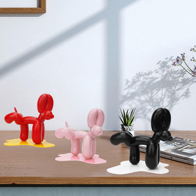 Cão xixi escultura balão estátua da arte mini collectible figura decoração para casa resina estatueta acessórios de mesa decoração do quarto