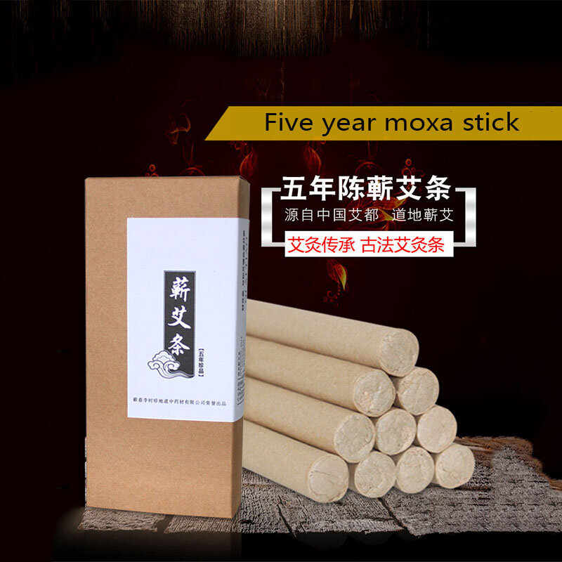 Moxibustion Chinese Traditional Health Care Acupoint Massage Moxa Stick and Wormwood Extract to Expel Cold and Dampness