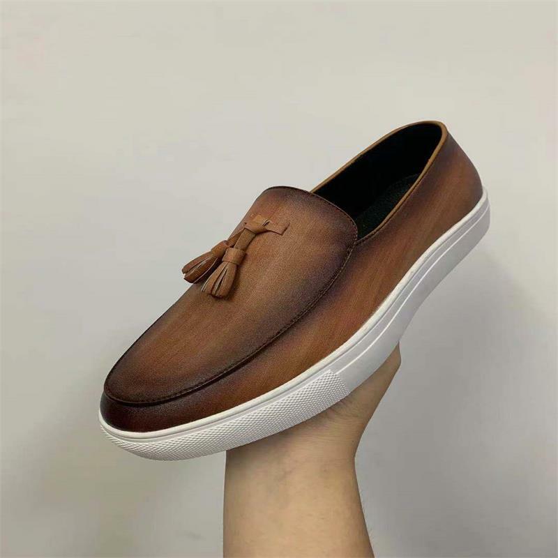 2021 lato nowy szpiczasty nosek pomponem leniwe męskie buty Peas pedał małe skórzane buty brytyjska moda codzienna męskie buty XM300