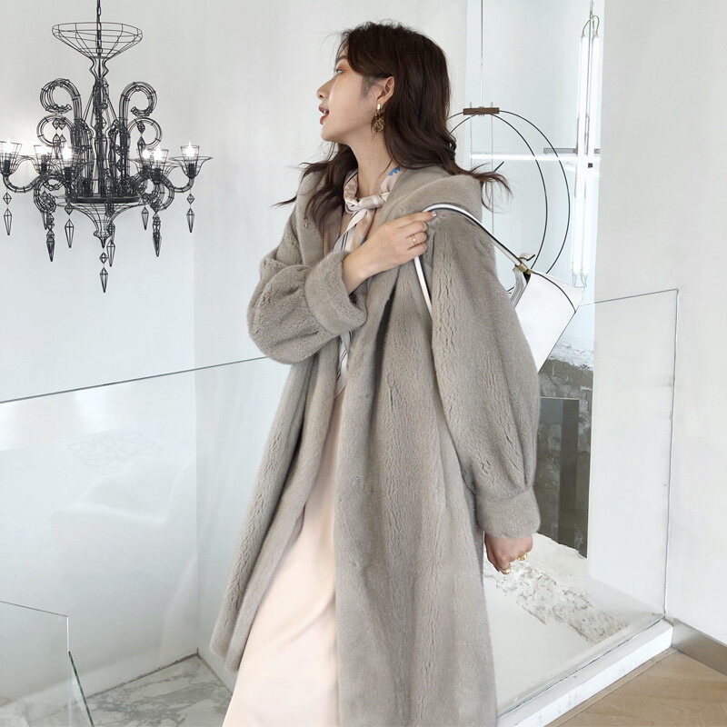 2020 Mantel MinkFur Imitasi Panjang Wanita Mode Baru Jaket Musim Dingin Hangat Bertudung Beludru Palsu Mewah Kasual Ukuran Besar