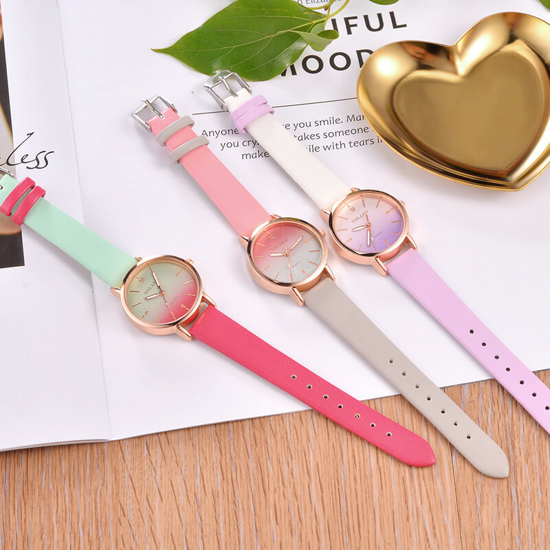 女性のカジュアルクォーツレザーバンド新アナログ腕時計グラデーションデザインのヴィンテージレディースドレス時計腕時計