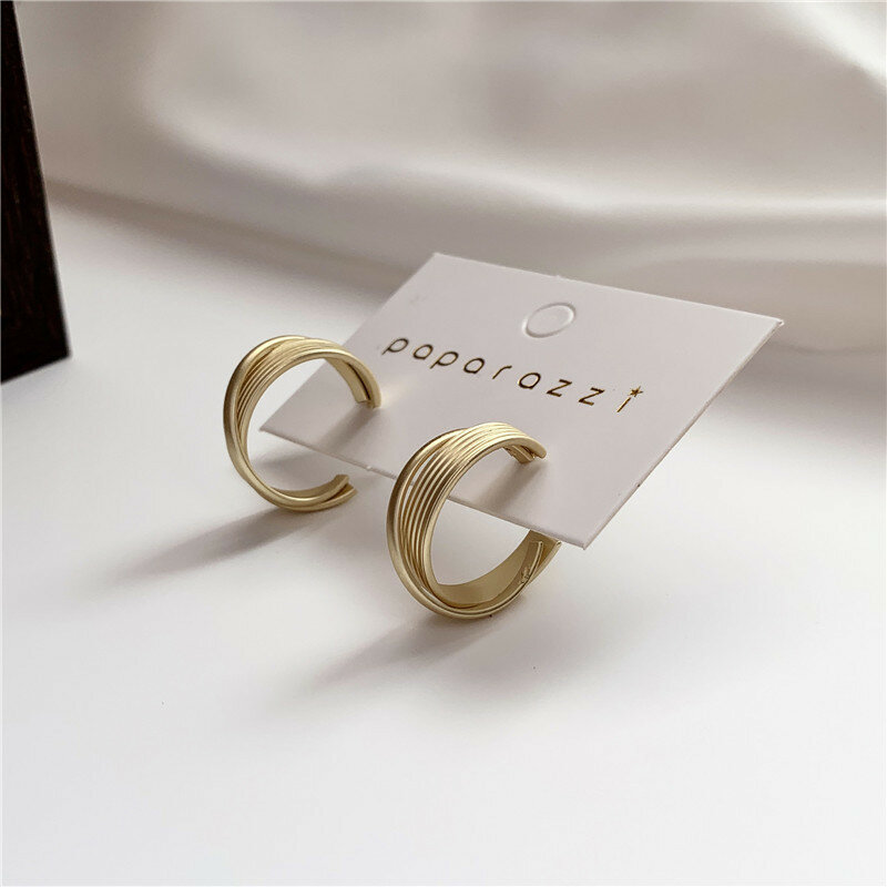 Coréia venda quente moda jóias simples ouro metal parafuso prisioneiro brincos de design geométrico para presente feminino
