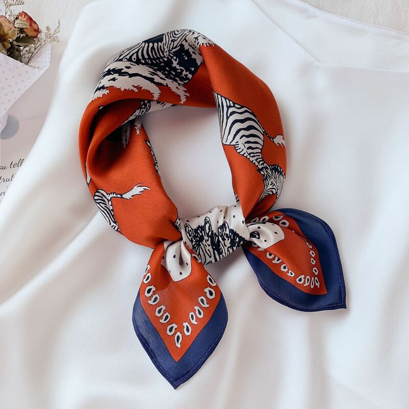 Lenços de seda pequenos lenços femininos hangzhou seda quatro estações estilo zebra impressão moda lenços quadrados