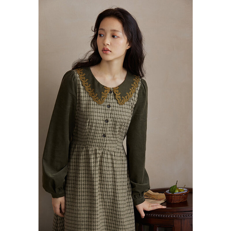 INMAN Autumn Spring Women's Dress Retro Style Embroidery Lapel Plaid Splicing Design Buttons Cuffs Cotton Female's One-Piece