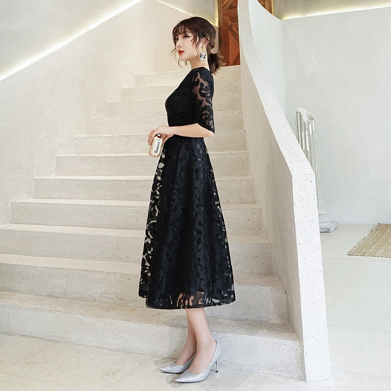 DongCMY فساتين سوداء قصيرة جديدة للمناسبات الرسمية بالإضافة إلى حجم فستان حفلة موسيقية أنيقة Vestido