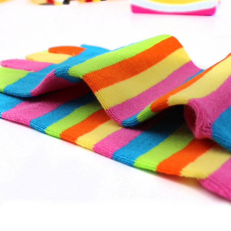 ฝ้ายห้านิ้วถุงเท้าสั้นสำหรับสาว Breathable Soft Elastic Harajuku ถุงเท้านิ้วเท้า Multicolor Stripes ถุงเท้า