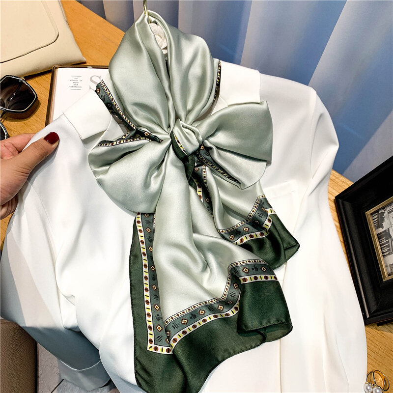Luxus Druck Hals Krawatte Schal für Frauen Marke Silk Dünne Schals Schals Wraps Halstuch Bandana Weiblich Foulard Schalldämpfer 2022 Neue