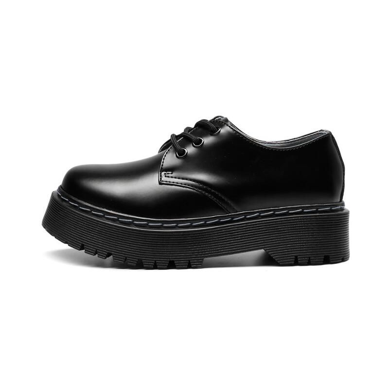 Mocassini in pelle con plateau primavera scarpe Oxford da donna Sneakers comode Femmes Chaussures Martens mocassini da donna