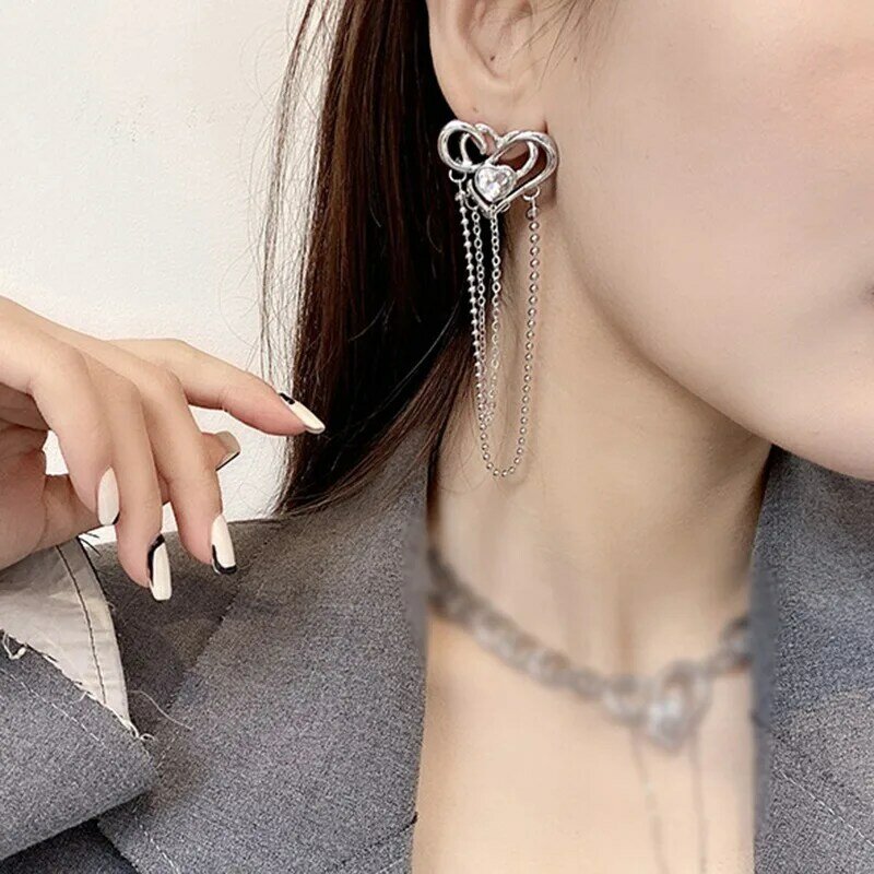 Orecchini pendenti geometrici con nappe lunghe di moda orecchini in argento orecchini pendenti con strass a cuore vuoto da donna