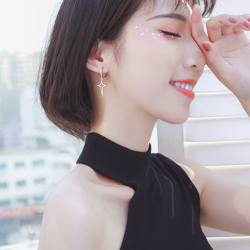 Anting-Anting Hoop Anting-Anting Perak Sterling Wanita 2021 Anting-Anting Personal Trendi Baru Klip Telinga Influencer Online Korea