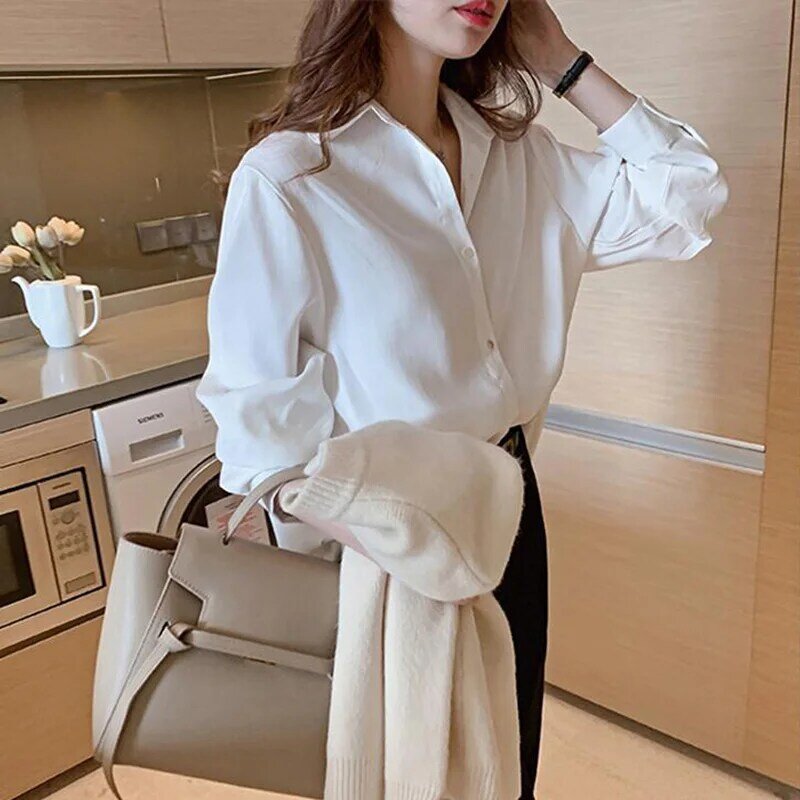 Camisa blanca holgada para mujer, top versión coreana de la camisa de fondo que combina con todo, camisa de manga larga para mujer, drapeado simple y delgado 2021