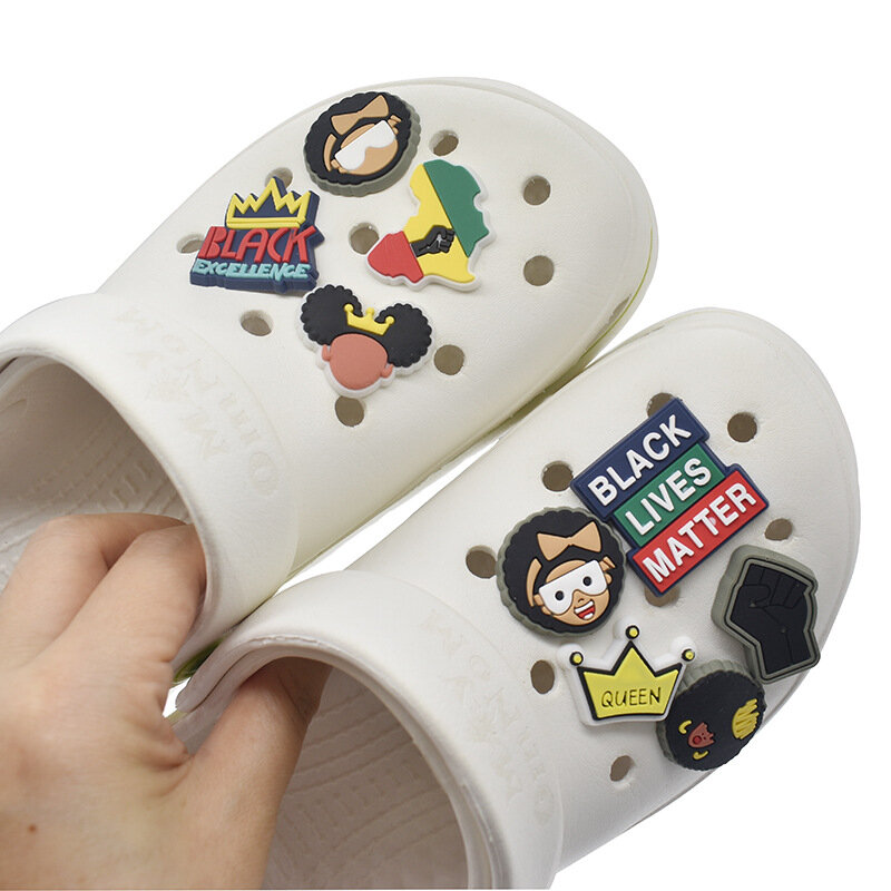 1 pz cartoni animati di moda Croc Charms morbido PVC jibz per accessori fibbia scarpa buco estivo scarpe accessori per bambini charms scarpa desig