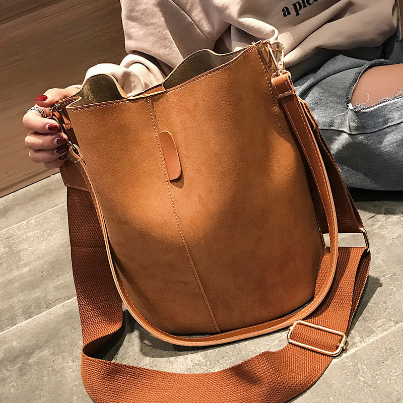 2021สุภาพสตรี Bucket PU ออกแบบกระเป๋าไหล่กระเป๋าไหล่เดี่ยวกระเป๋าถือผู้หญิงกระเป๋า