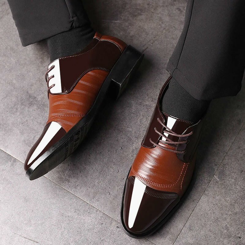 Sepatu Pengantin Pria Sepatu Kasual Kulit Sepatu Oxford Bersirkulasi dengan Tumit Sepatu Bisnis Sosial Pria Chaussure Homme 2020