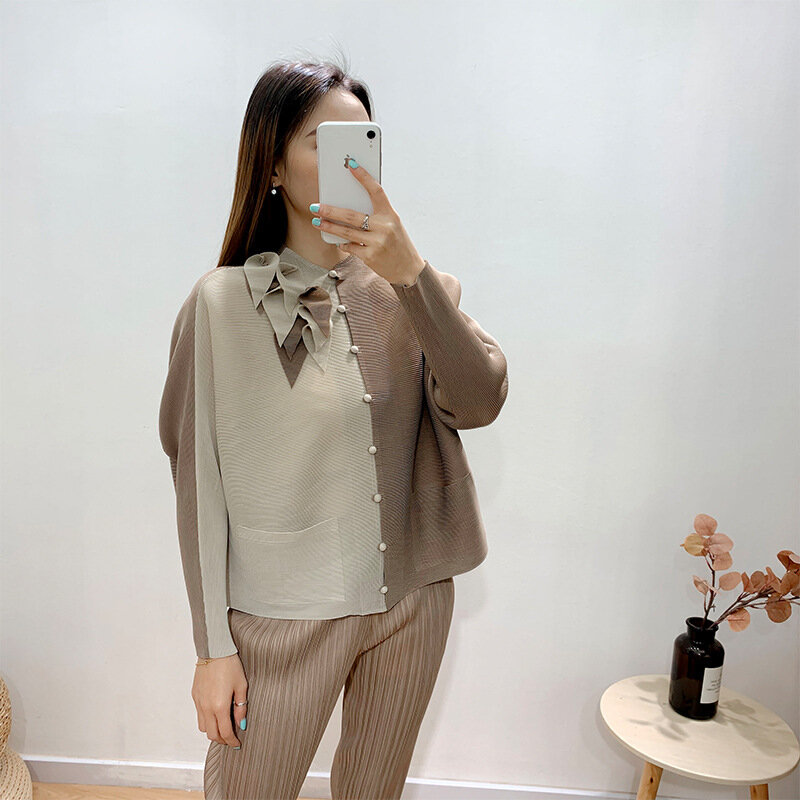 Jacket Women Plus Size Clothes 2021 Spring NEW Contrast Colour Patchwork Stand Collar Long Sleeved Elastic Loose Miyake Pleated