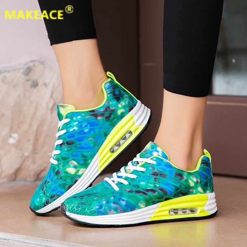 Ladies Sports Shoes Outdoor Leisure Fitness Shoes 44 Large Size Fashion Air Bag Comfortable Walking Shoes Luminous Running Shoes