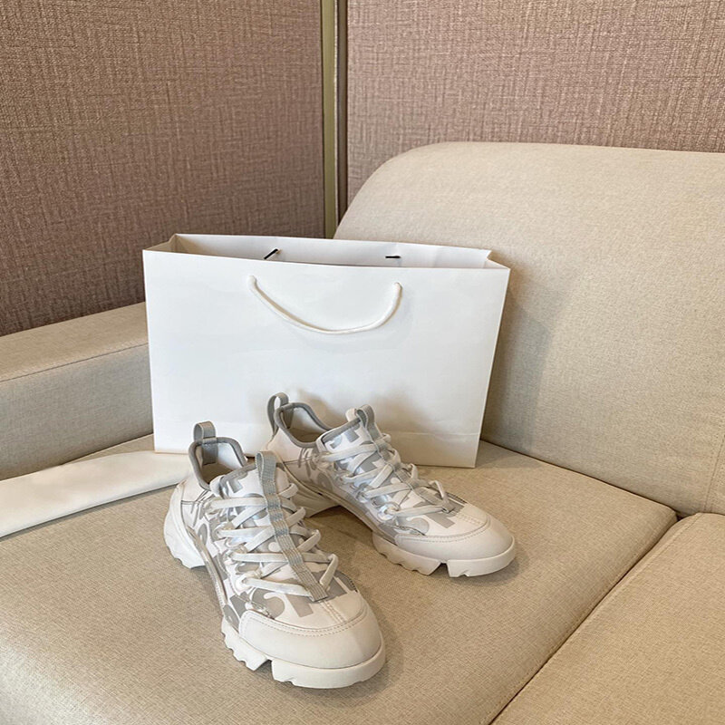 Zapatillas de deporte gruesas de lujo para mujer, calzado vulcanizado con plataforma de fondo grueso, zapatos informales transpirables a la moda para correr, novedad de 2022