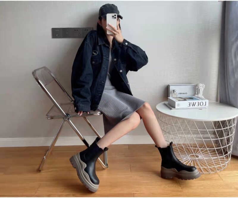 Moda donna stivali Chlesea 2021 nuovi stivaletti con plateau neri per donna scarpe Punk gotiche Designer stivali da ciclismo di lusso