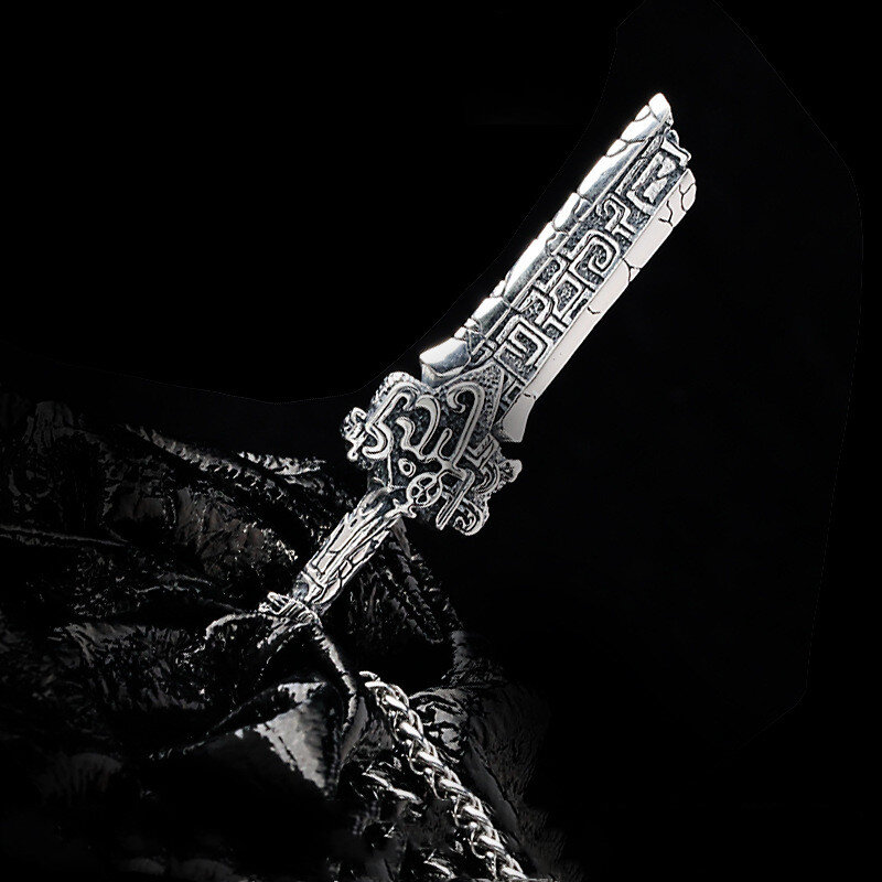 Kalung Pedang Kuno Trendi Mode Pria Liontin Perak Thailand Personalisasi Aksesori Perak Perhiasan Hadiah Ulang Tahun