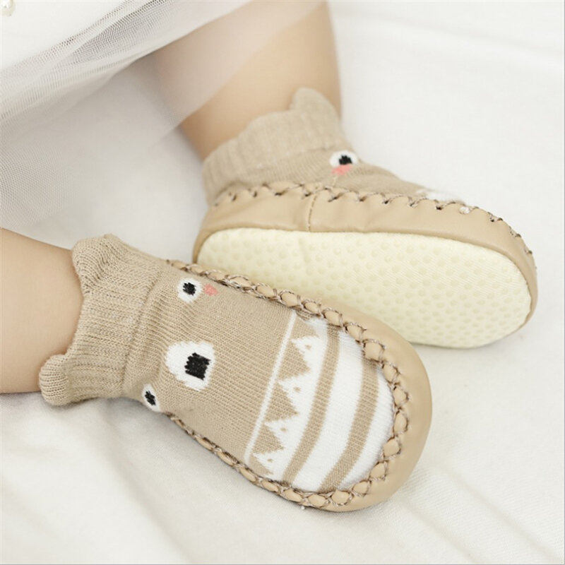 2021 calzini per bambini con suola in gomma calzino per neonato neonato autunno inverno calzini per bambini scarpe antiscivolo calzino con suola morbida