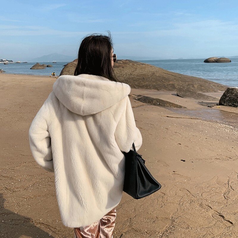 Mulheres de luxo natural vison jaqueta de couro alta qualidade estilo coreano solto novo inverno outwear moda com capuz couro feminino
