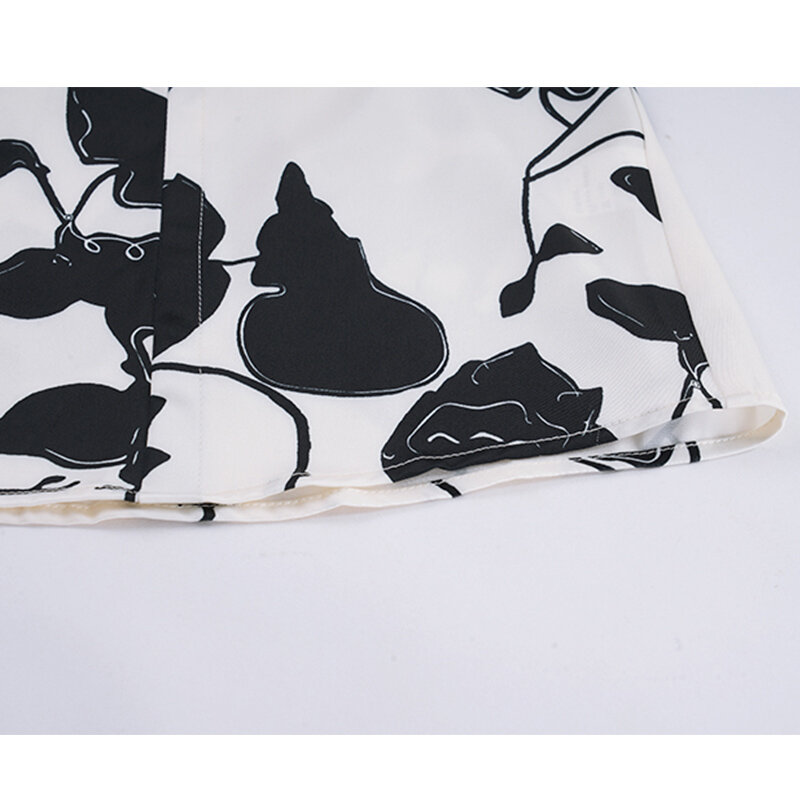 بلوزة نسائية جديدة موضة خريف 2021 ذات تصميم فرنسي عتيق ومطبوعة بالحبر بأكمام طويلة ذات صدر واحدة قمصان فضفاضة بياقة مقلوبة