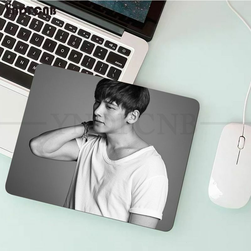 YNDFCNB Kualitas Tinggi Ji Chang Wook Laptop Gaming Mousepad Halus Menulis Pad Desktop Mate Gaming Mouse Pad