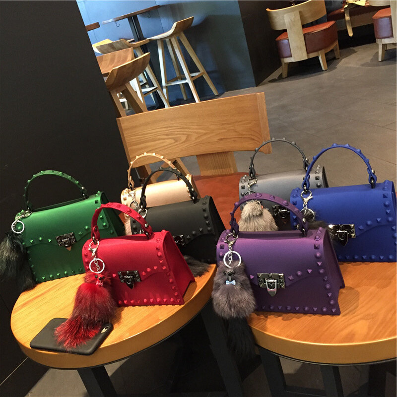 マットファンシーダイヤモンドゼリーバッグ、女性のためのリベットショルダーバッグ財布、高級デザイナーバッグハンドバッグゼリー財布