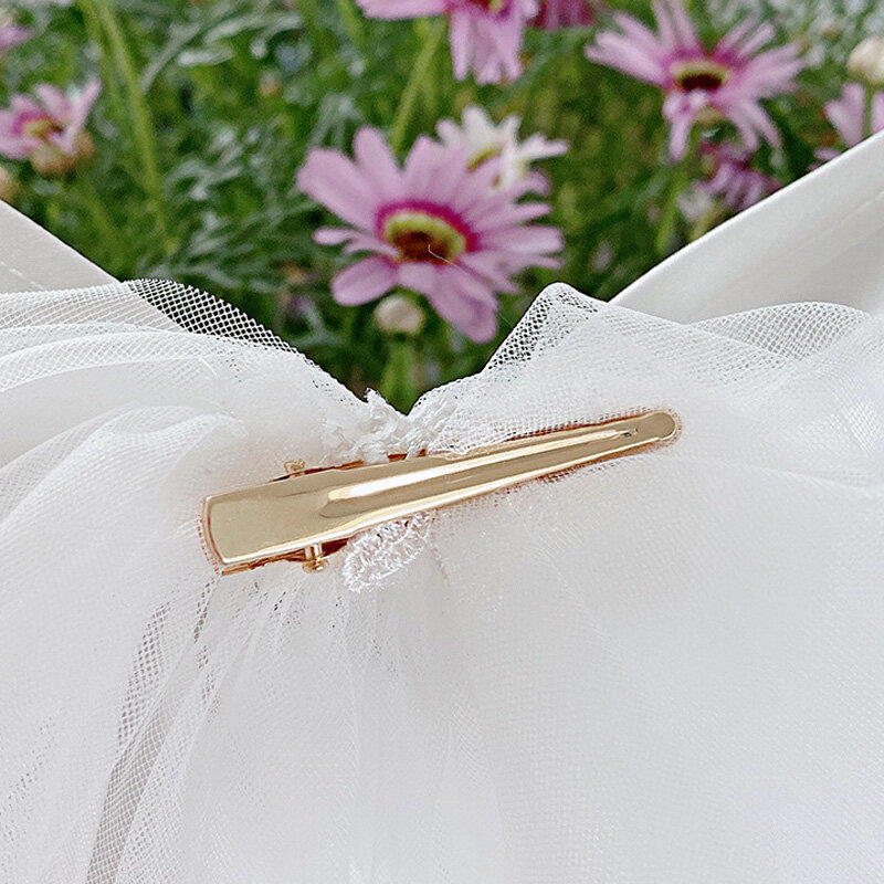 Hiasan Kepala Pengantin Kerudung Pernikahan Pengantin Pendek Tulle dengan Ujung Pita Simpul Busur Klip untuk Fotografi Pesta Pernikahan Perempuan Bunga Pengantin