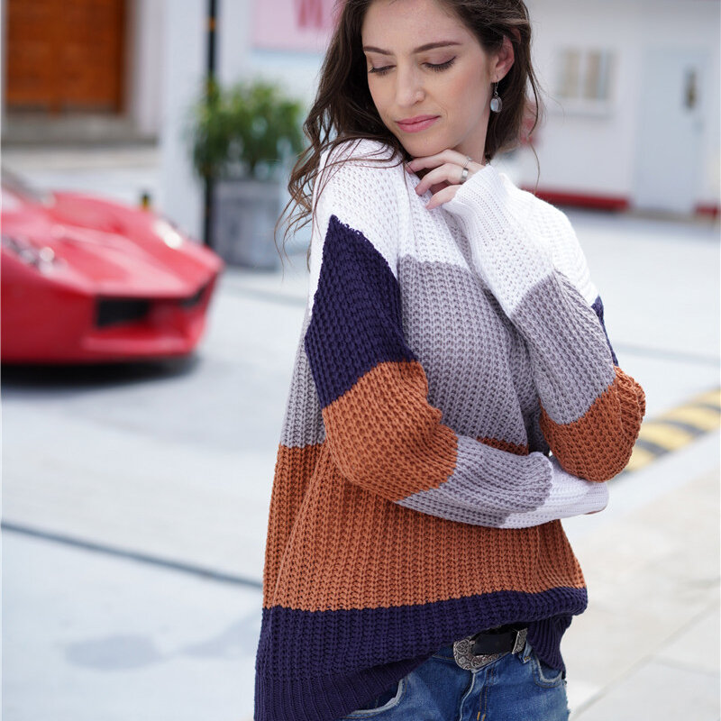 Женский трикотажный свитер в радужную полоску, с круглым вырезом