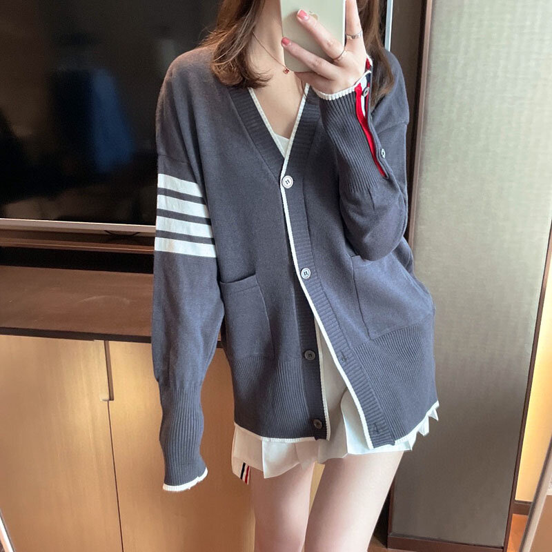 Trendy brand sweater women loose outer wear 2021 college style v-neck knitted cardigan four-bar sweater gray top