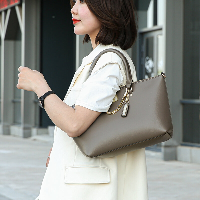Borsa da donna di alta qualità PU moda gnocchi borsa a tracolla semplice borsa da viaggio borsa da viaggio con cerniera solida da donna