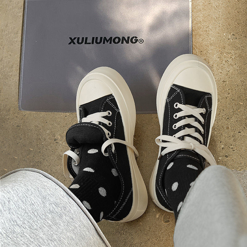 QWEEK frauen Turnschuhe Kawaii Schuhe Mode Harajuku Winter Wohnungen Plattform Lässig Vulkanisierte Sport Weiß Dropshipping