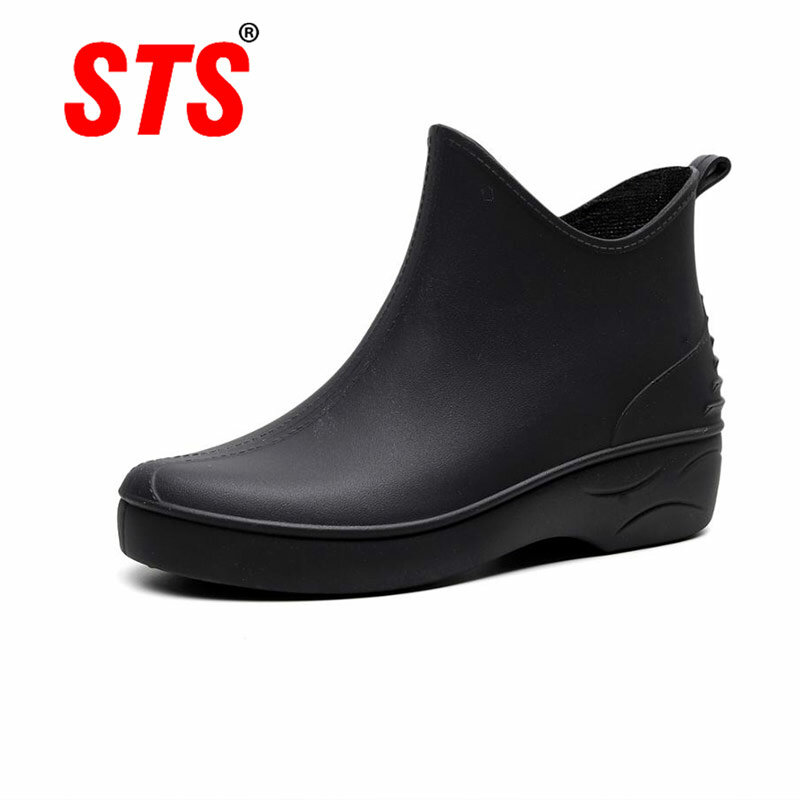 STS Waterproof Rainboots Cover Women Shoes Cover Boys Girls Shoes Anti-Slip Rain Shoes Black White Shoes Warm Inside Women Shoes