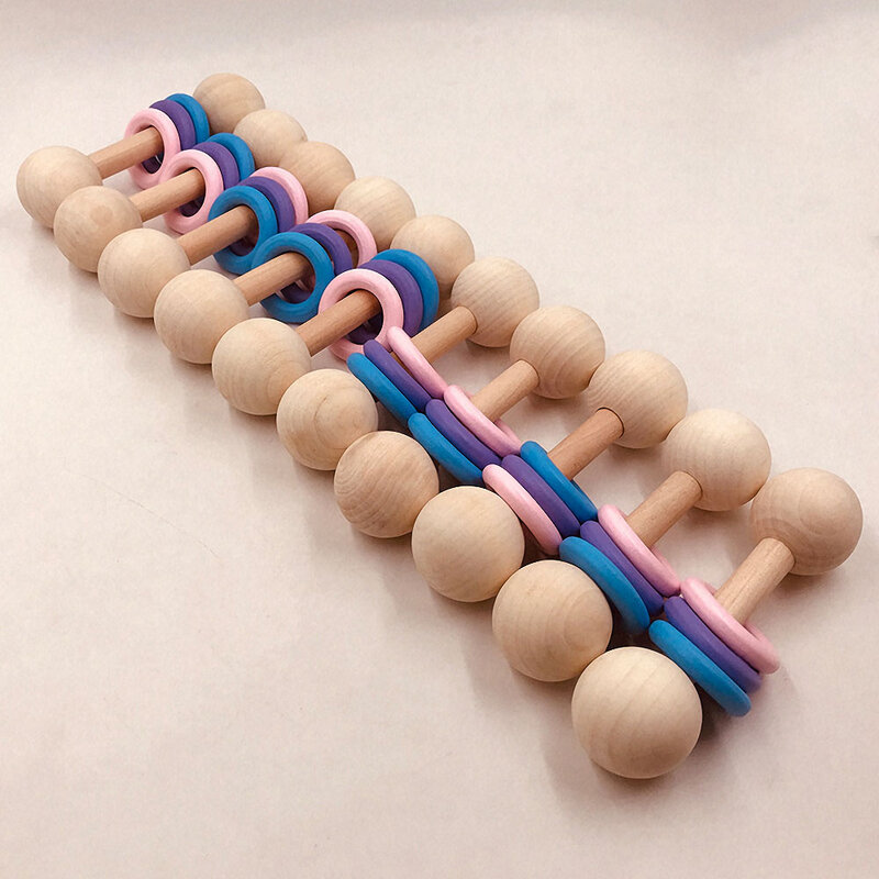 Toddler Wooden Toys Baby Rattles Teether Development Montessori Early Educational Toys 3 Rings Teething Chew Rattle on The Bed