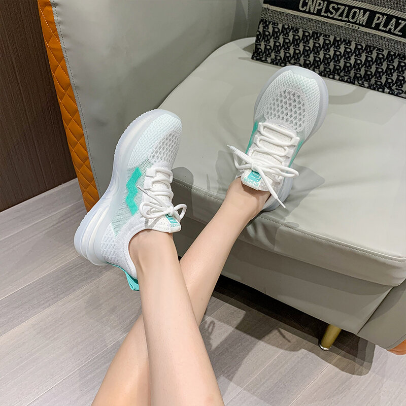 Sapatos aiyuqi brancos para mulheres, tênis casual feminino, respirável e de malha com sola grossa, sapato para o verão de 2021