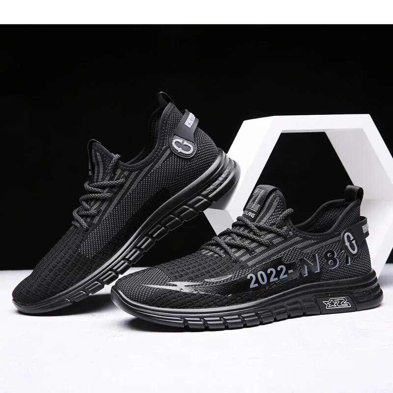 High Quality Men Flying Weave Running Shoes Solid Color Man Sneakers Mesh Fabric Breathable Lightweight Soft Sport Shoes for Men