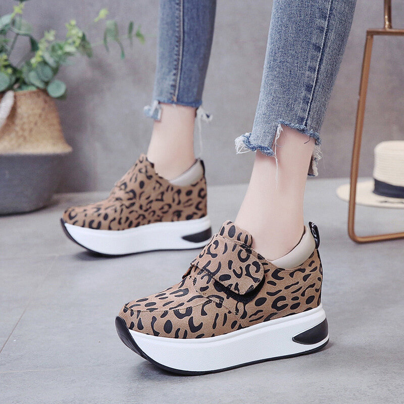 Leopardo velcro aumento interno sapatos de plataforma casuais feminino único sapatos queda 2021 nova moda all-match mulher vulcanizada sapatos