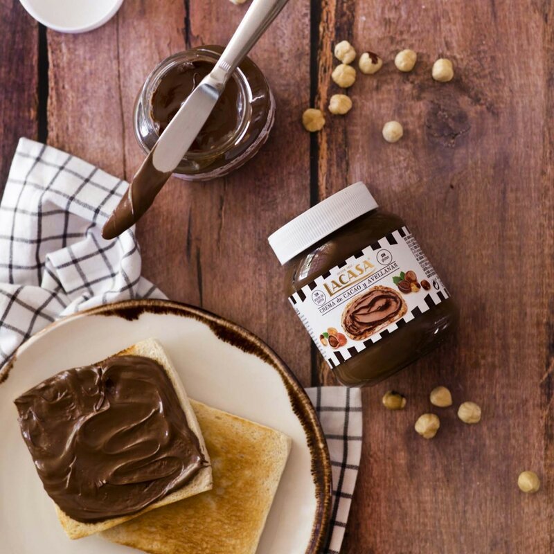 Lacase – crème au beurre de cacao avec pot à noisettes, 400 grammes, sans huile de palme
