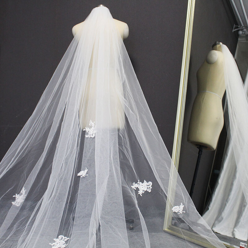 รูปภาพจริงลูกไม้แต่งงานWedding Veil 3.5 เมตรงาช้างยาวผ้าคลุมหน้าเจ้าสาวด้วยหวีอุปกรณ์จัดงานแต่งงา...