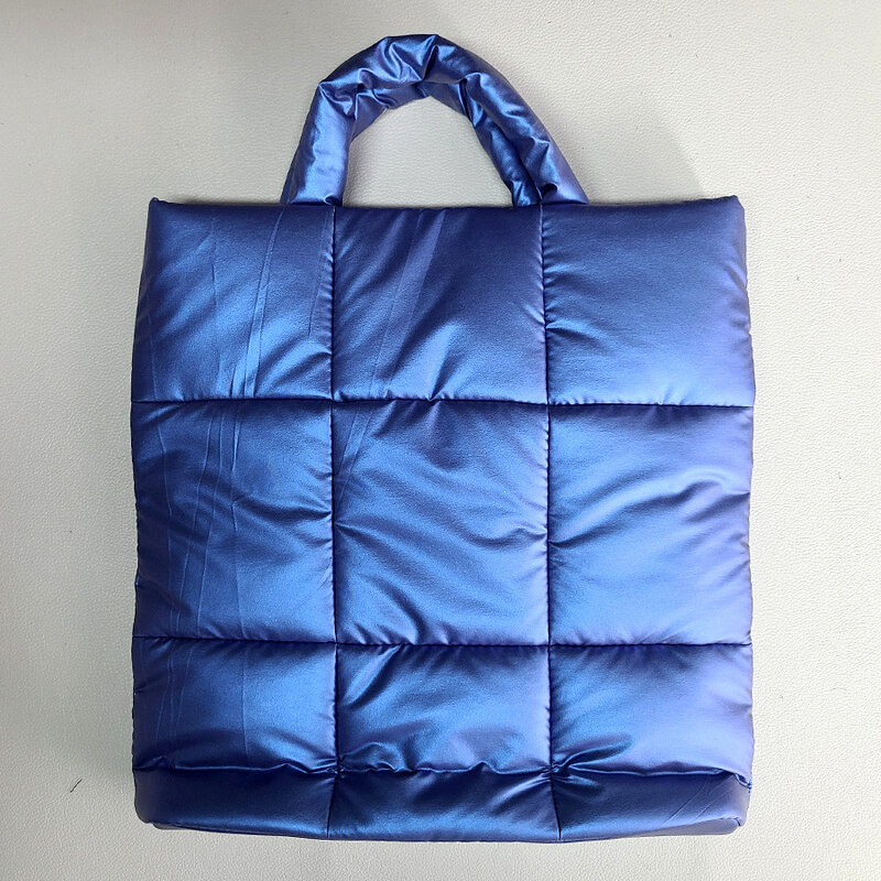 Bolso de mano de Color brillante para mujer, bolsa acolchada de plumas suaves de algodón espacial, de gran capacidad, invierno, 2022