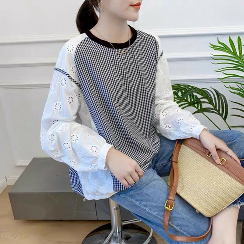 Women Fashion New Blouse Round Neck Lattice Splicing Hollow Out Korean Fashion Long Sleeve Autumn 2021 Casual Pullover Loose