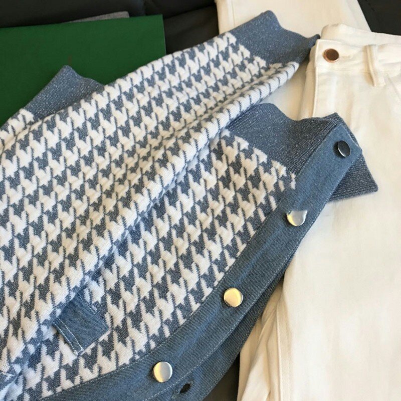 Женский однобортный свитер с V-образным вырезом, свободного покроя