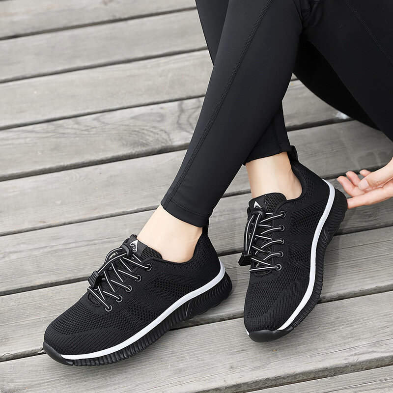 2020ใหม่กลาง-กลางและผู้สูงอายุเดินรองเท้ารองเท้าหญิงรองเท้าลื่นด้านล่างน้ำหนักเบาสบายๆ