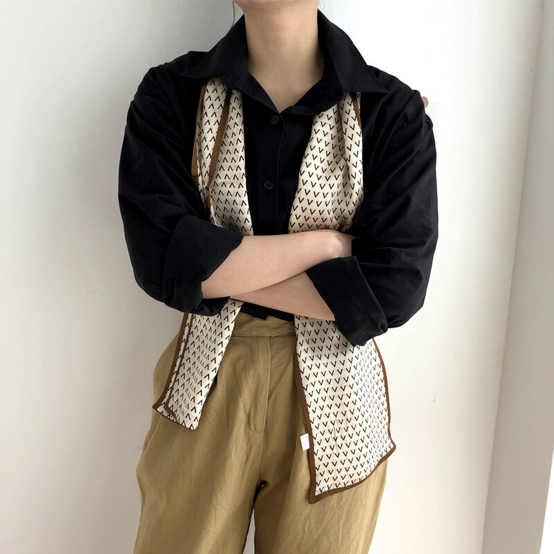 Шелковый модный Шелковый шарф, украшенный корейским шарфом для женщин. Многофункциональный