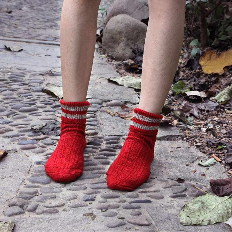Зимние женские суперплотные теплые высококачественные носки Харадзюку в стиле ретро для снежной погоды, повседневные шерстяные носки анти...