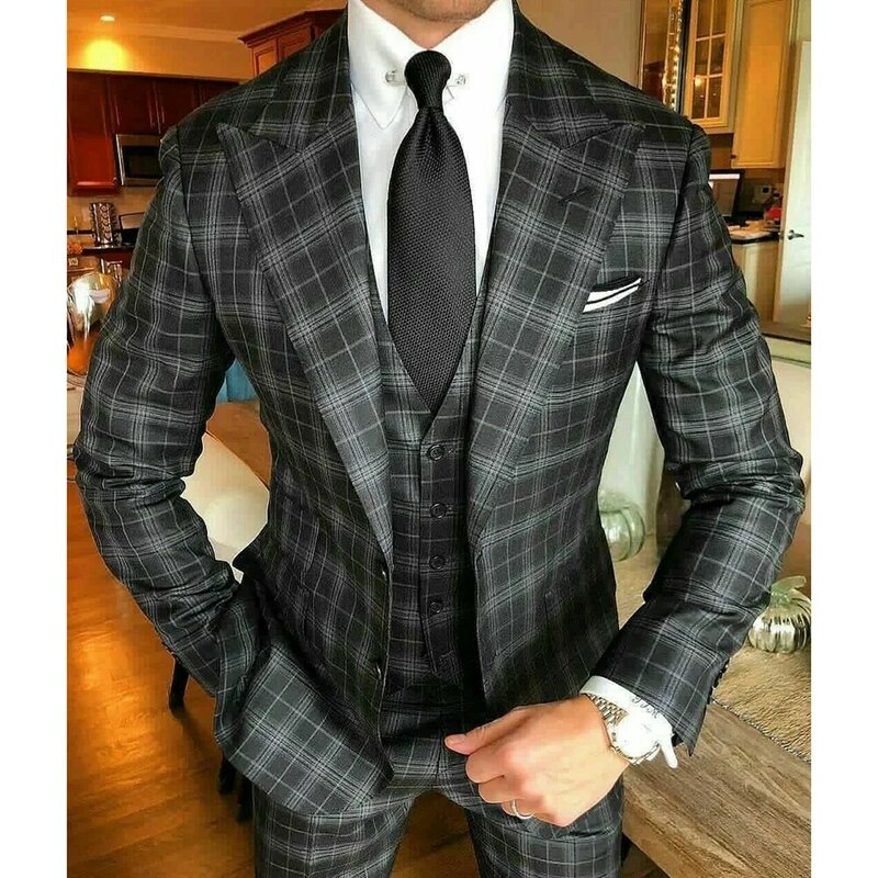2021สีดำ Slim Fit 3ชิ้นลายสก๊อตผู้ชายชุดสำหรับงานแต่งงานตาราง Prom Party Peaked Lapel Tuxedos Tweed Wool Blend เสื้อ + เสื้อ + กางเกง