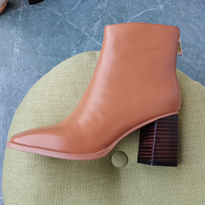 Botas femininas de couro natural plus size 22-26.5cm, couro de vaca, botas curtas clássica e elegante, combinação com tudo preto