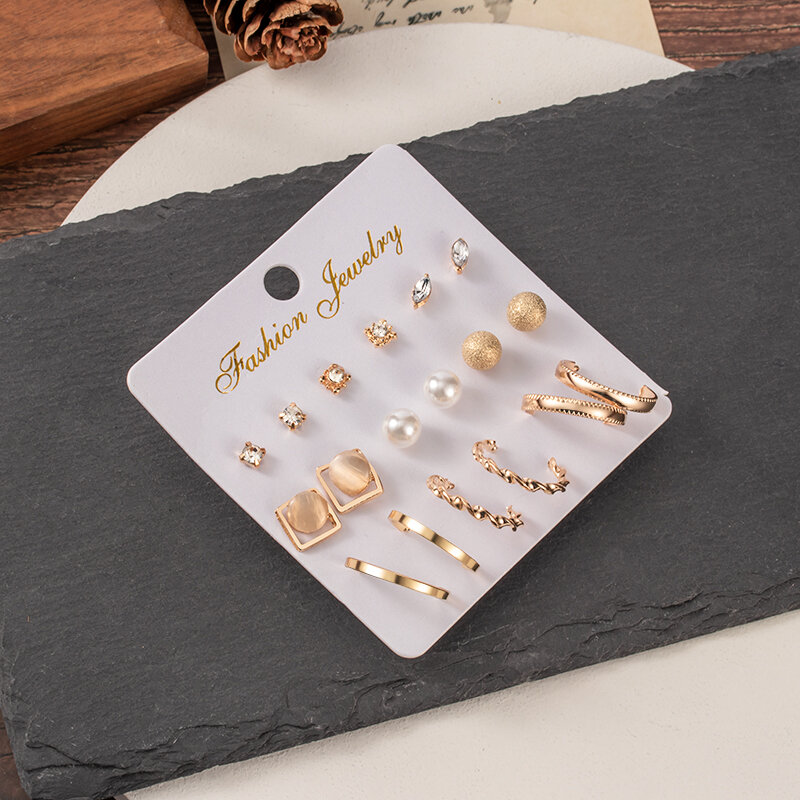 Heißer Verkauf Mode Böhmischen Ohrringe Set Für Frauen Neue Trendy Blume Runde Geometrische Metall Stud Ohrring 2021Trend FemmuuJewelry