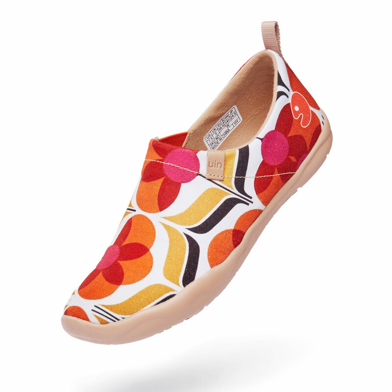 Женские легкие слипоны UIN, прогулочная обувь на плоской подошве, повседневные туфли с цветочным принтом, для путешествий